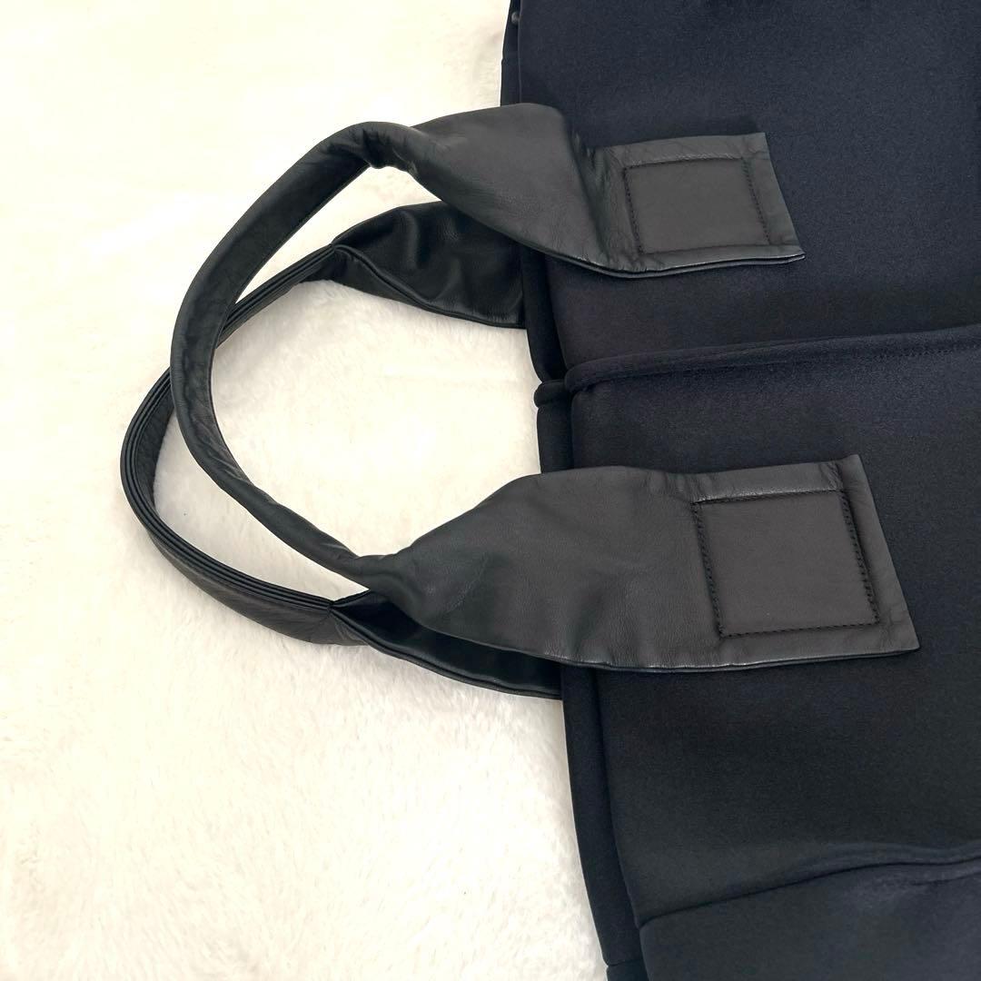 ✨極美品✨【kawa-kawa】カワカワ ボストン級軽量バック黒色　L サイズ