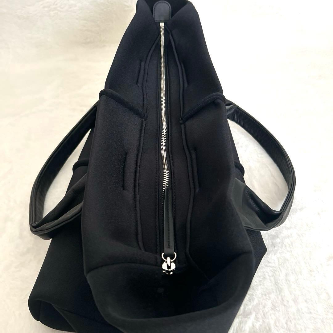 ✨極美品✨【kawa-kawa】カワカワ ボストン級軽量バック黒色　L サイズ