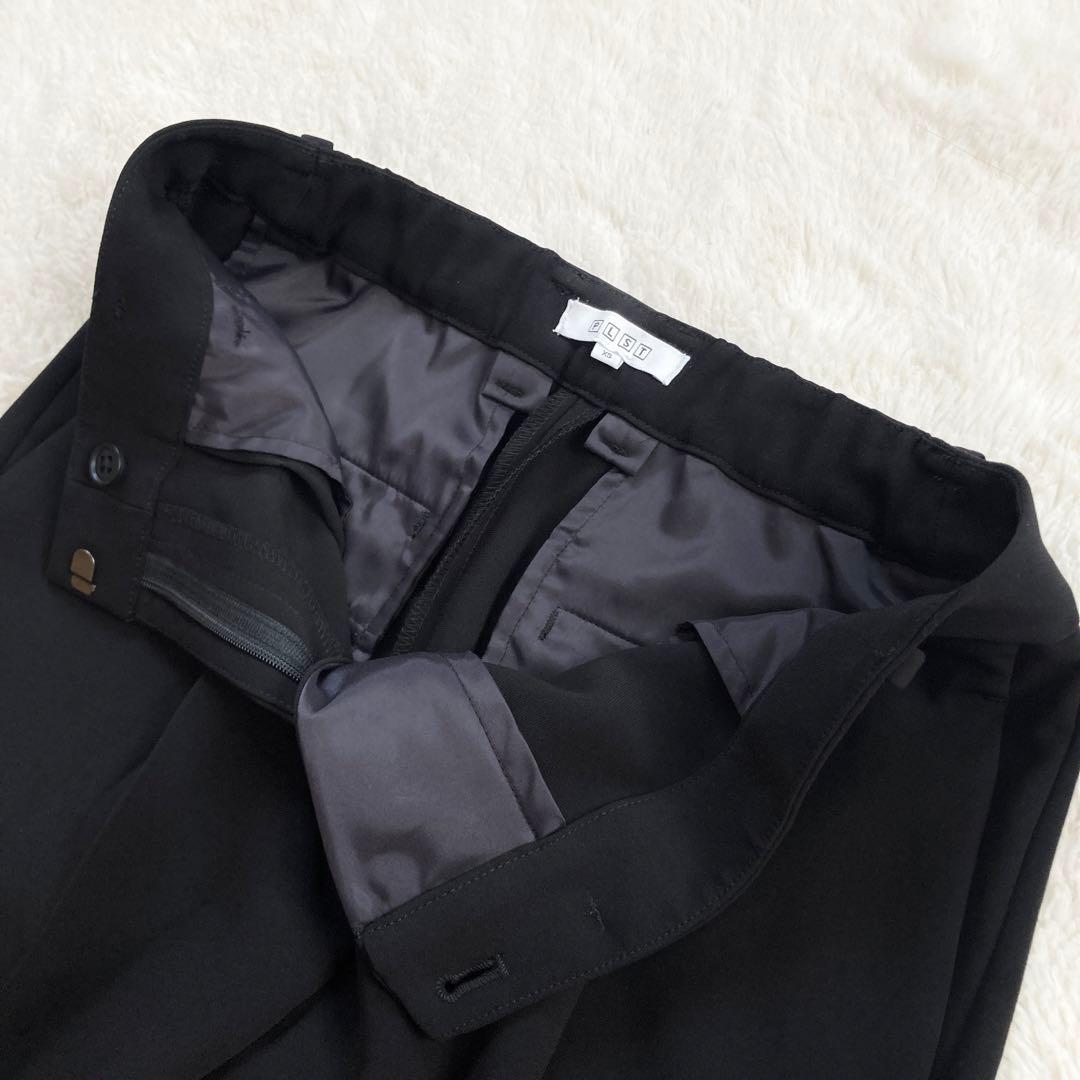 極美品・近年モデル✨PLST　トリアセブレンド　洗える　ストレッチ　黒　XS-S