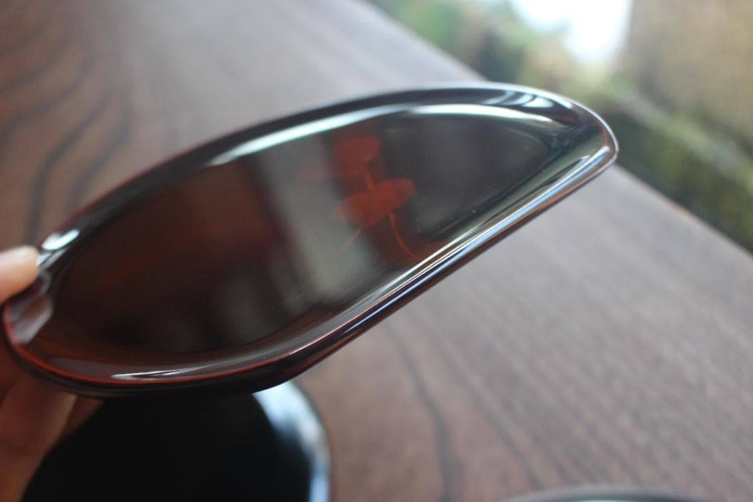 デッドストック！極上白檀蔦蒔絵の映える半月形銘々皿5点（検輪島塗お皿小皿菓子皿