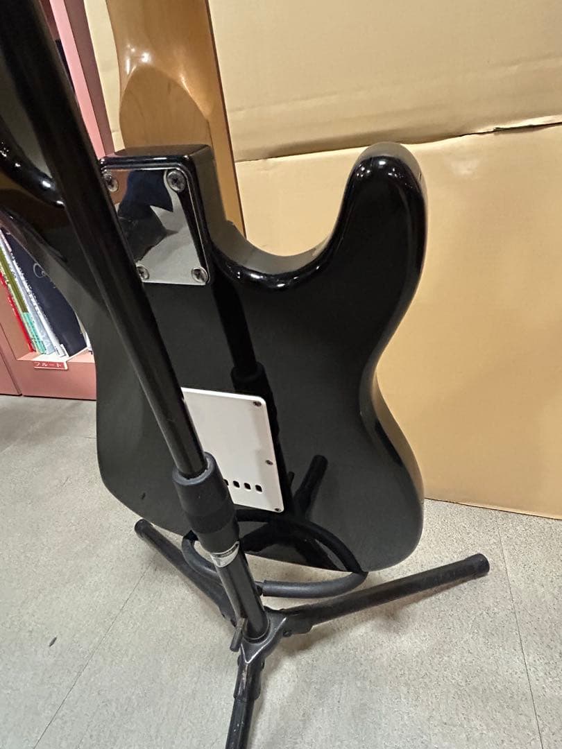 SELDER セルダー　ストラトキャスタータイプ　左利き用　レフティー