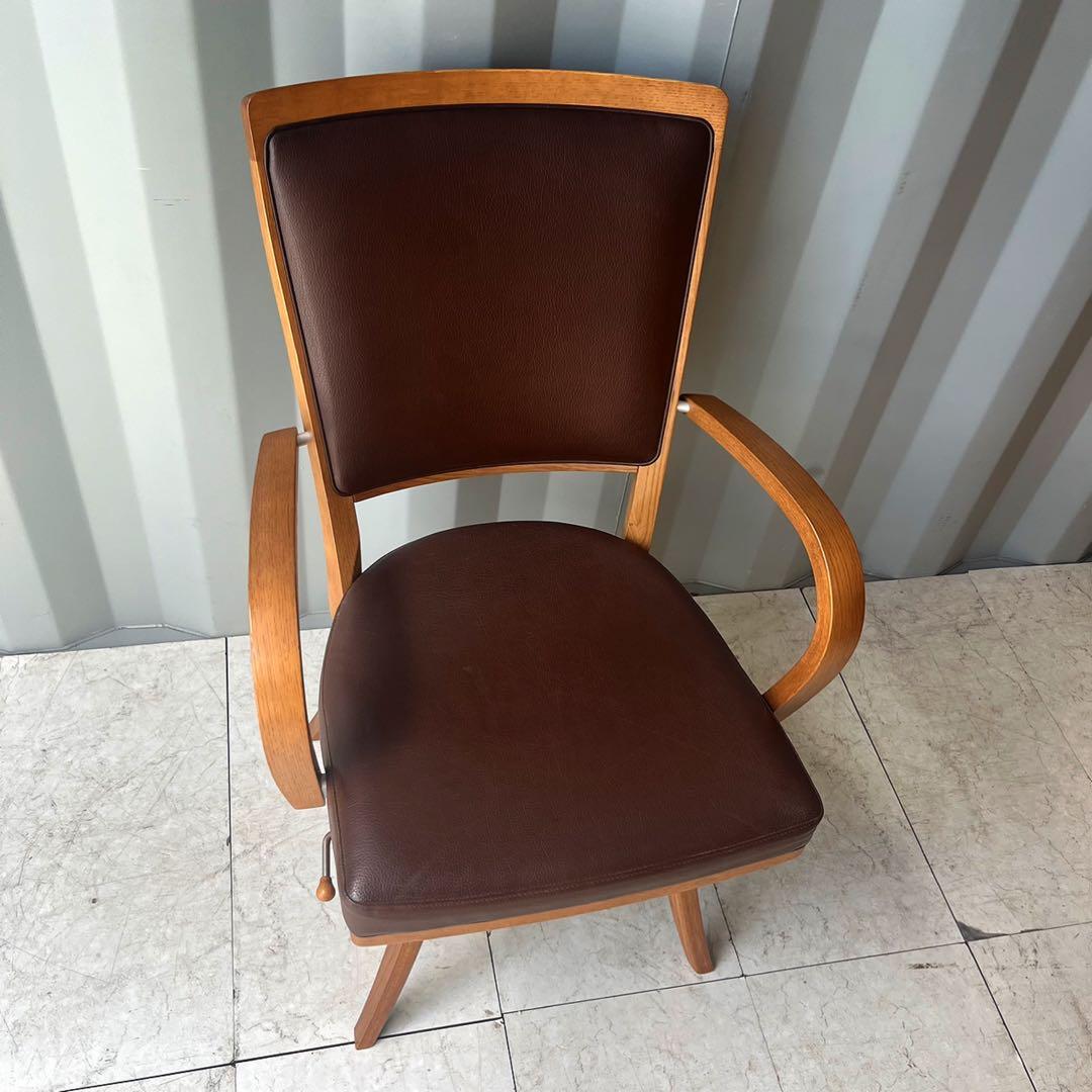 取付無料！カリモク チターノ 肘掛付おしゃれブラウン回転式ダイニングチェア✨