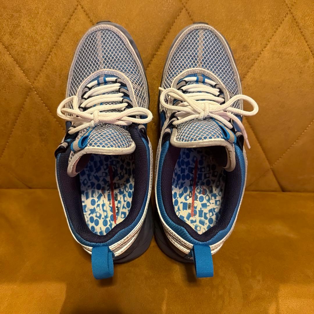 靴 Nike air zoom spiridon stash