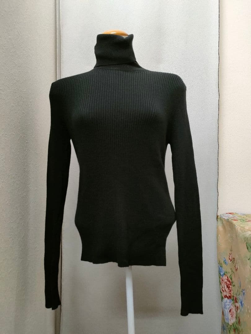 オールドイングランド　ブラック　ハイネック　ニット