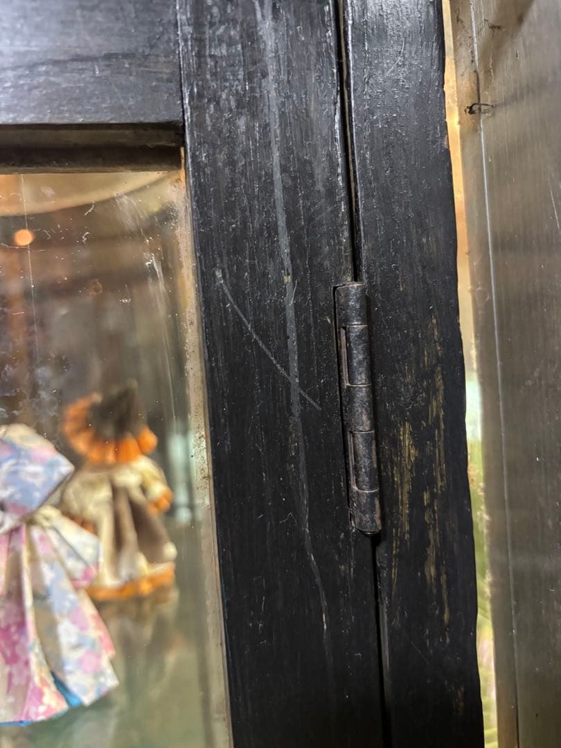 アンティーク調 半円形ガラスディスプレイケース