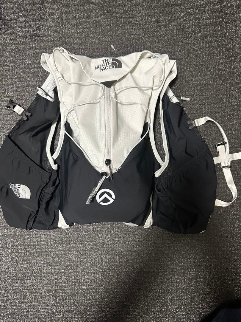 TR10 THE NORTH FACE トレイルランザック　バッグ