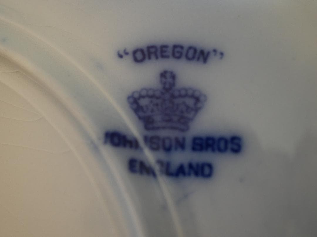 ジョンソンブラザーズ アンティークフロウブルー 約２０センチプレート・貫入有り