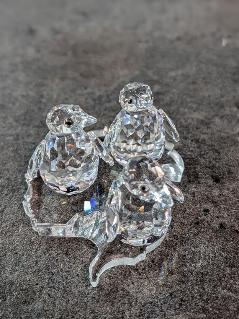 とても可愛い　3点セット　親ペンギン　アシカ　オマケ子ペンギン　スワロフスキー
