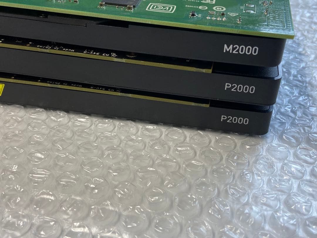 グラボ nVIDIA QUADRO P2000/2個 M2000/1個 ジャン