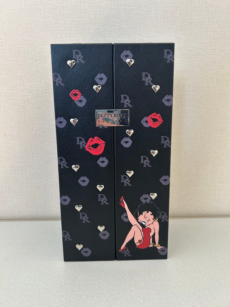 Betty Rose シャンパン ベティ・ブープデザイン