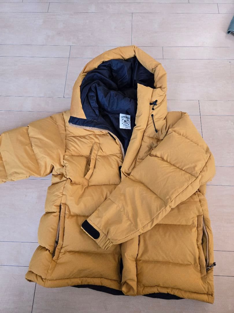 ドミンゴdomingoルースイソンブラマスタードカラー ダウンジャケットMサイズ