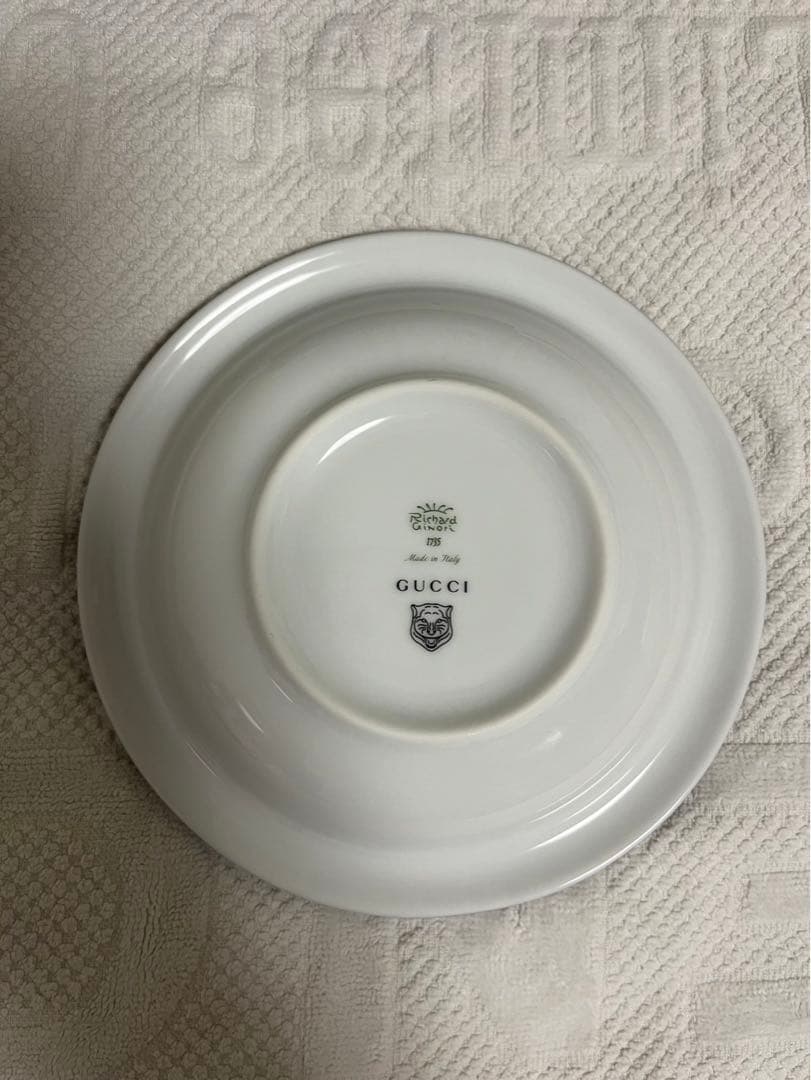 新品未使用！GUCCIアクセサリートレイ お皿 スターアイ