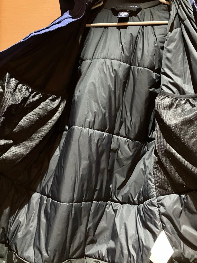 ARC'TERYX Fission SV Jacket 中綿　パファージャケット