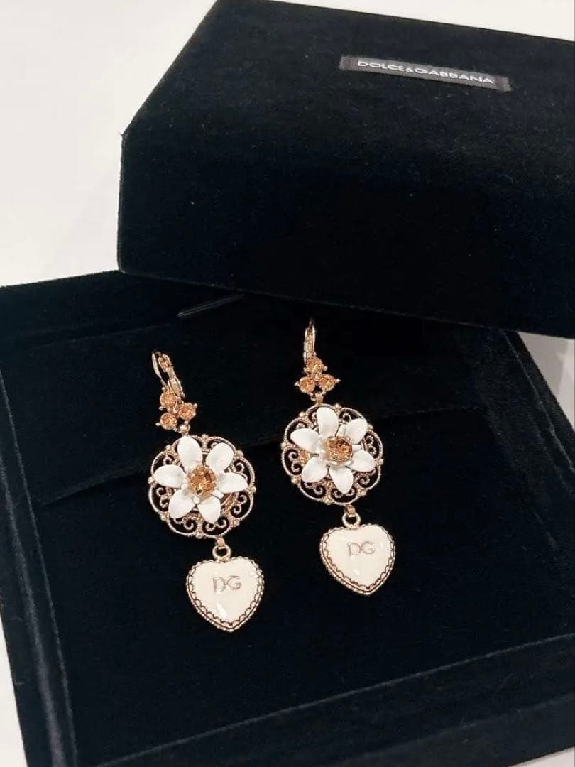 DOLCE&GABBANA フローラル＆ハートモチーフ クリスタル ピアス