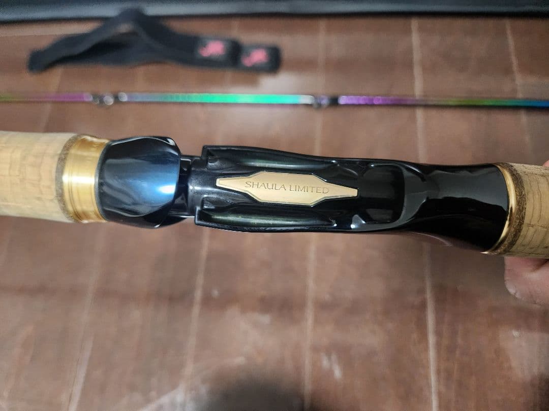 ワールドシャウラリミテッド　1704Rー2