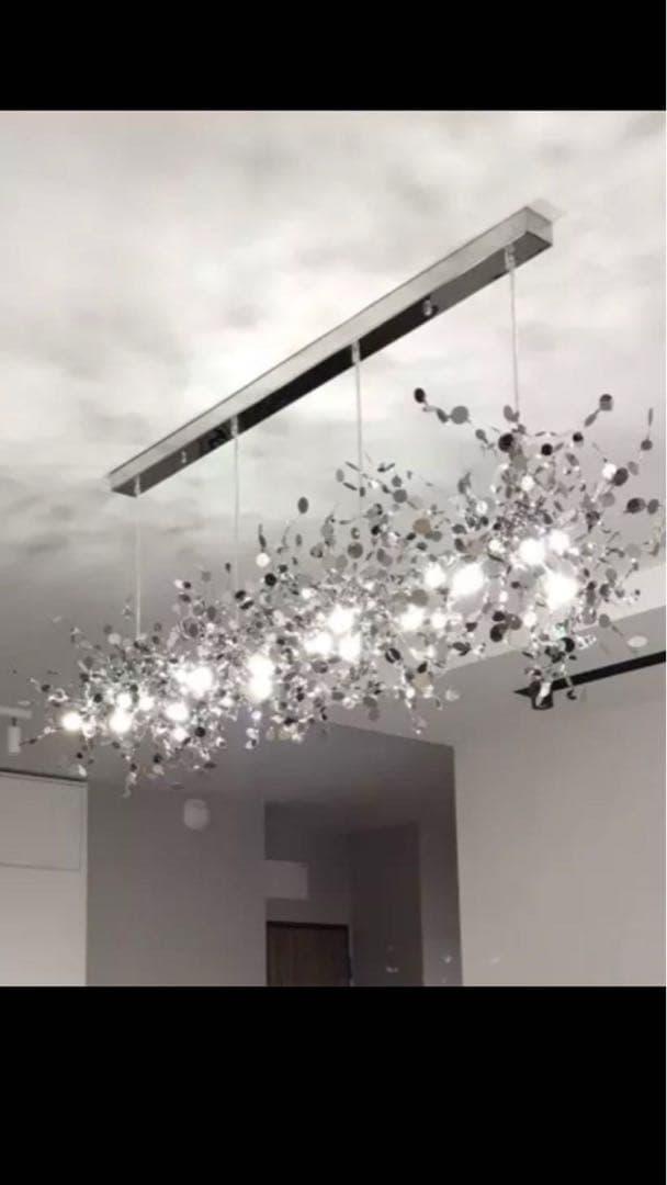 キラキラ　おしゃれ　天井　LED 照明 インテリア　シャンデリア