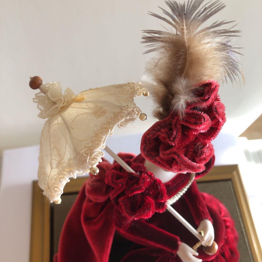 ◆ビスクロマン　傘の貴婦人　ガラスケース付き