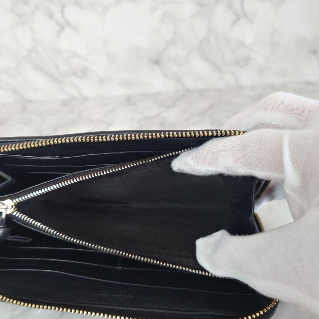 Bottega Veneta イントレチャート 長財布 ラウンドジップ ブラック