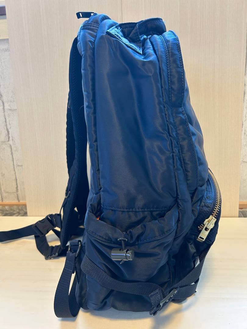 PORTER 新型　TANKER DAYPACK(L)