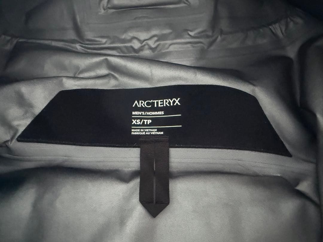 ARC'TERYX ベータジャケット Black メンズ XS