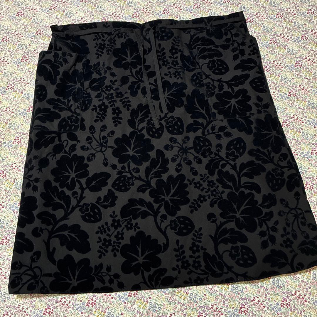 オールドマンズテーラー　フロッキープリント　ワイルドベリーストリングスカート