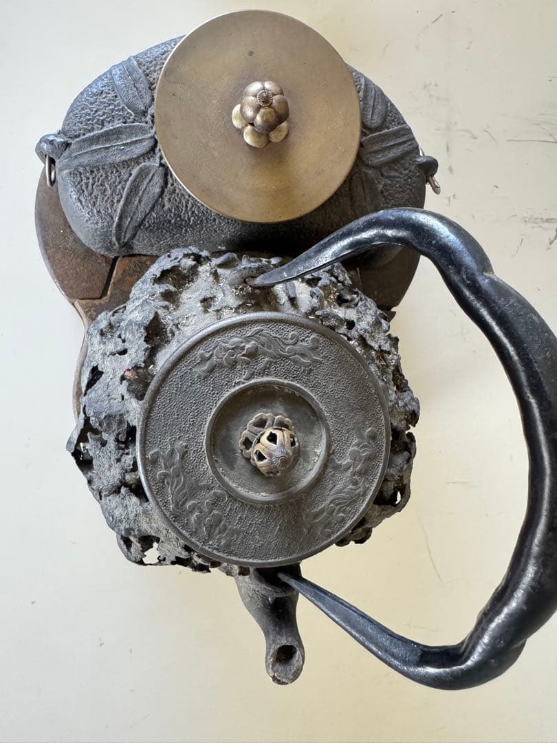 龍文堂 五徳 鉄壷 骨董 時代物 煎茶道具 茶釜 火鉢 囲炉裏 鉄瓶