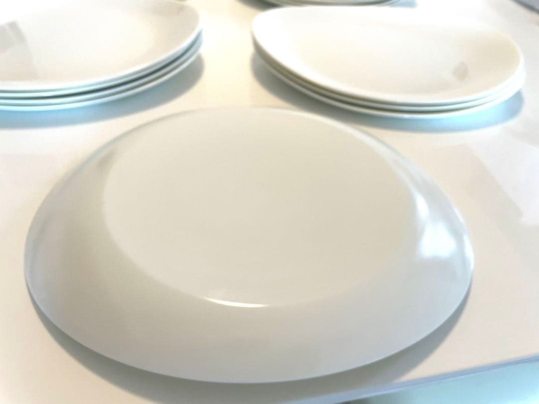 おしゃれ皿15枚セット！未使用！新品！美品！個性的なオーバル型デザイン白皿