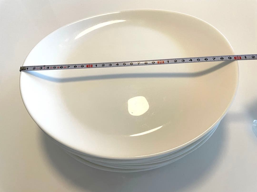 おしゃれ皿15枚セット！未使用！新品！美品！個性的なオーバル型デザイン白皿