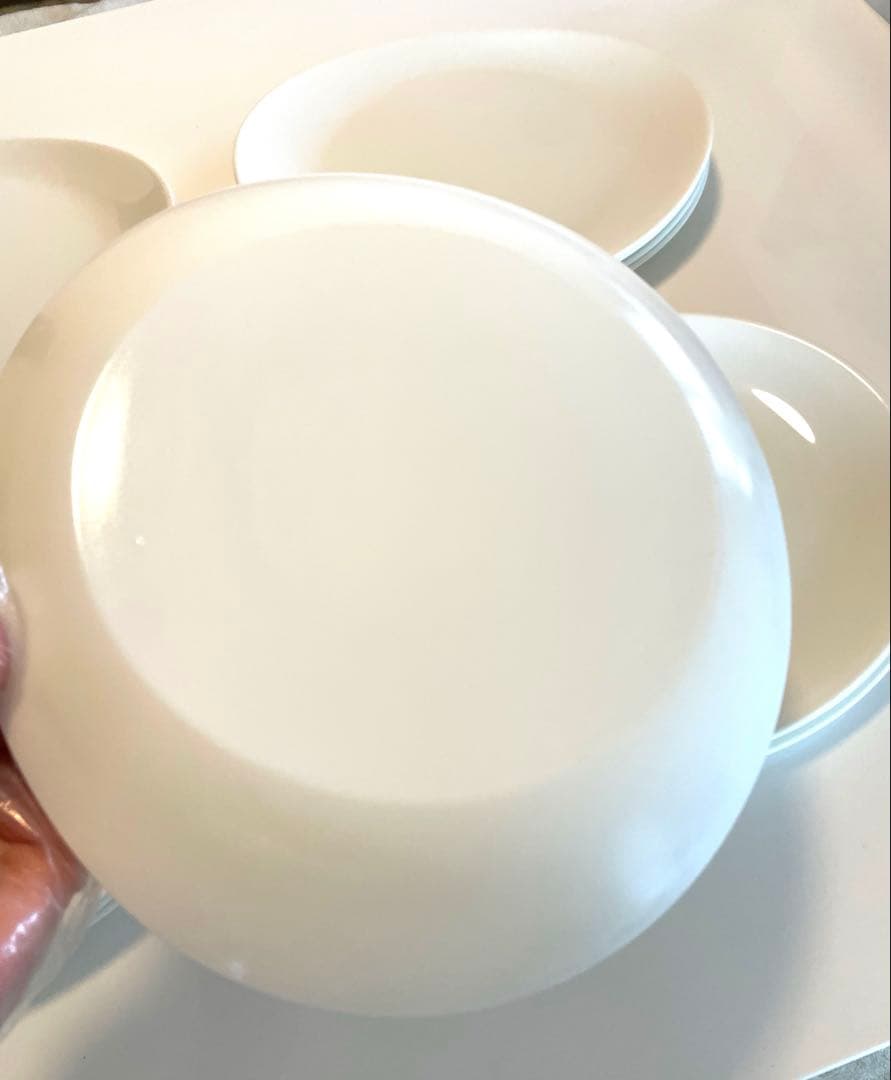 おしゃれ皿15枚セット！未使用！新品！美品！個性的なオーバル型デザイン白皿