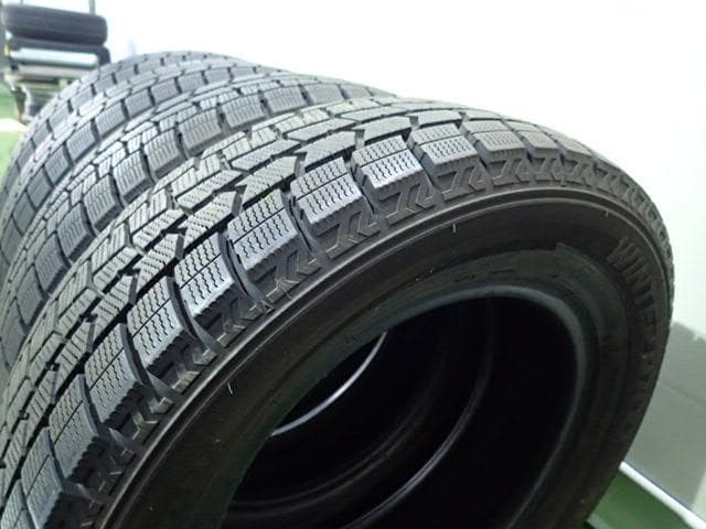 B285【送料無料】スタッドレスタイヤ 195/65R15 4本セット