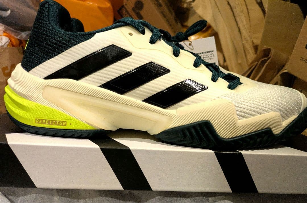 adidas バリケード 13 JH5129 26.5cm オフホワイト【新品