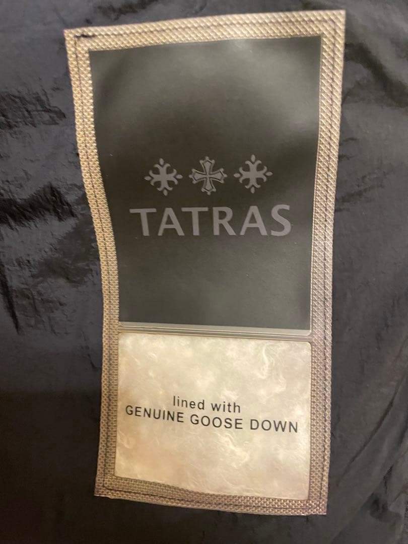 TATRASフード付きブラックロングダウンジャケット