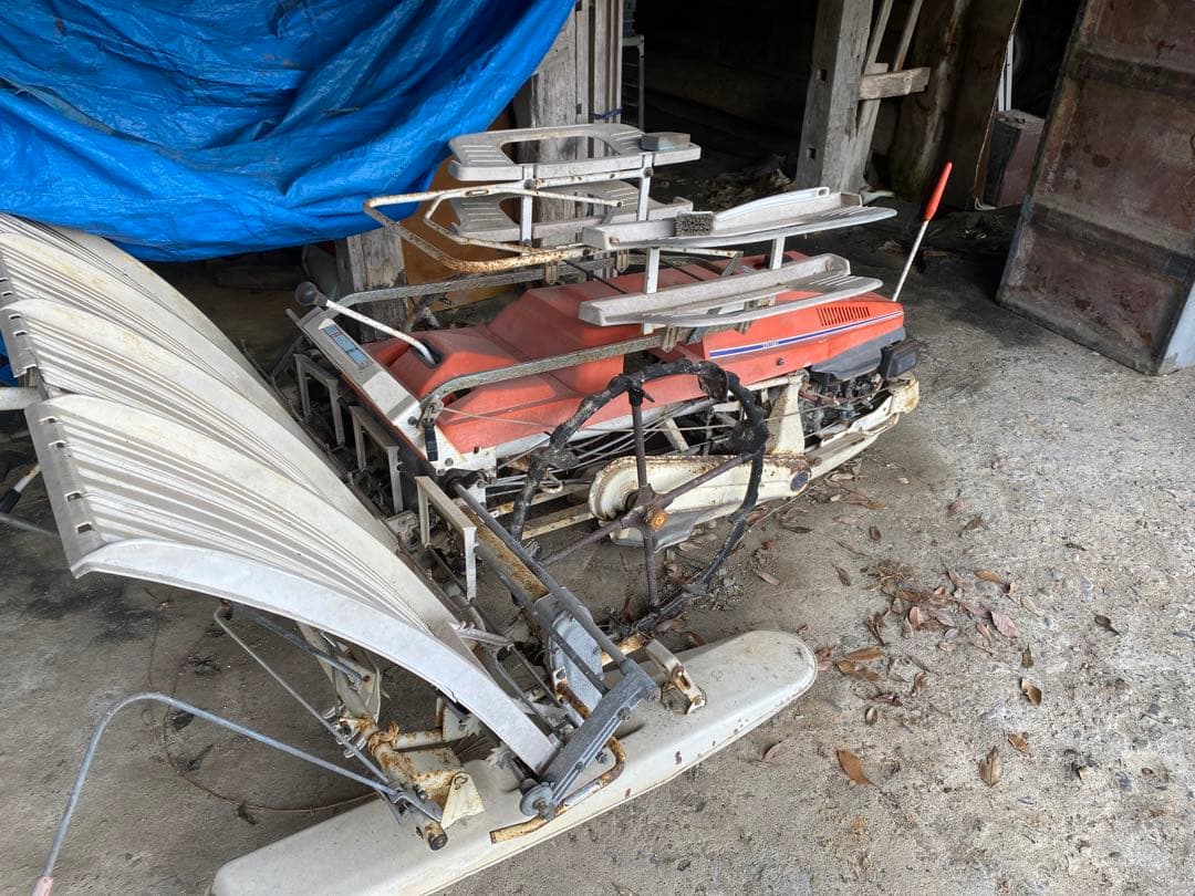 農業用田植え機