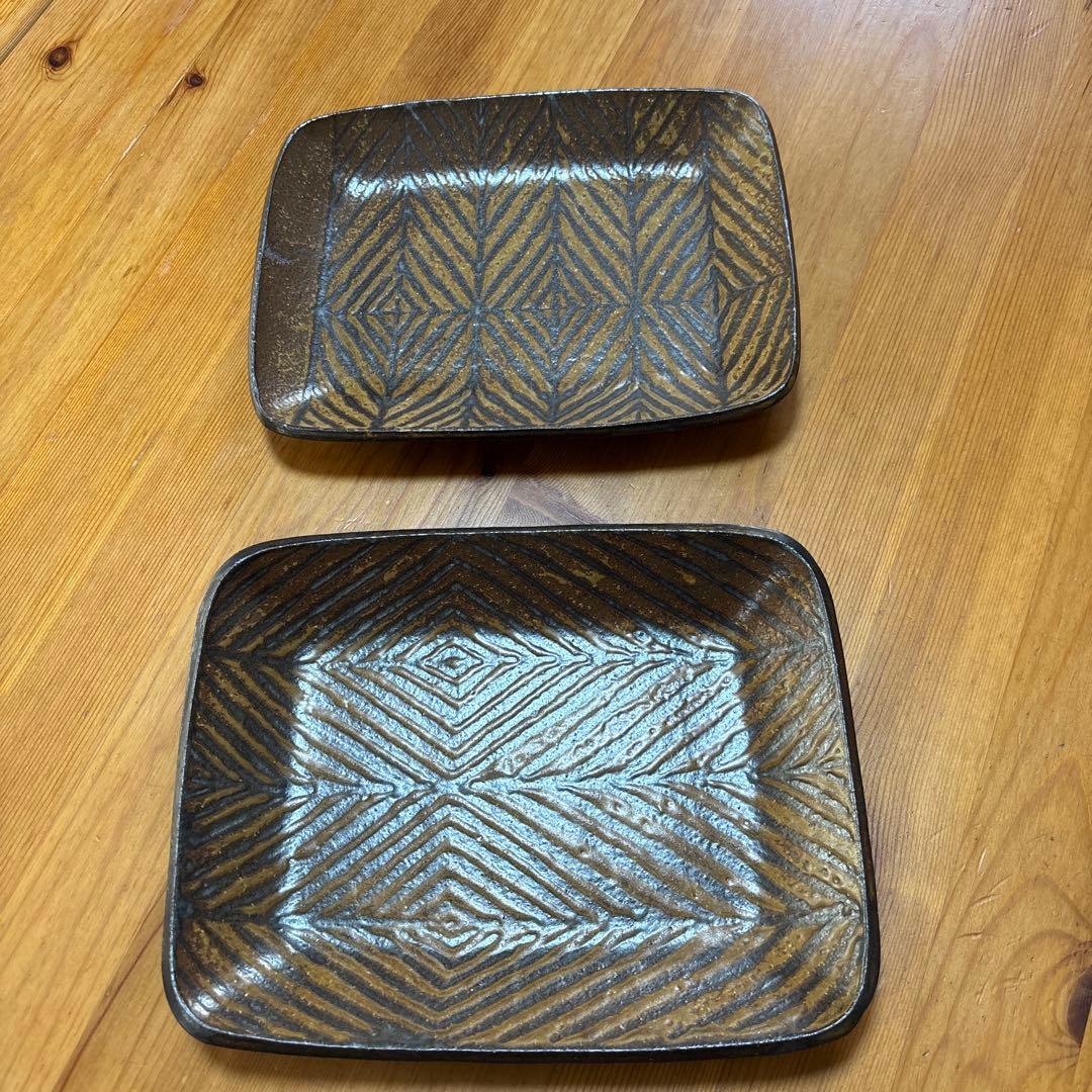 ❤️週末限定セール❤️新品　城進　♪鉄絵　陶器　長方形　中皿　2枚