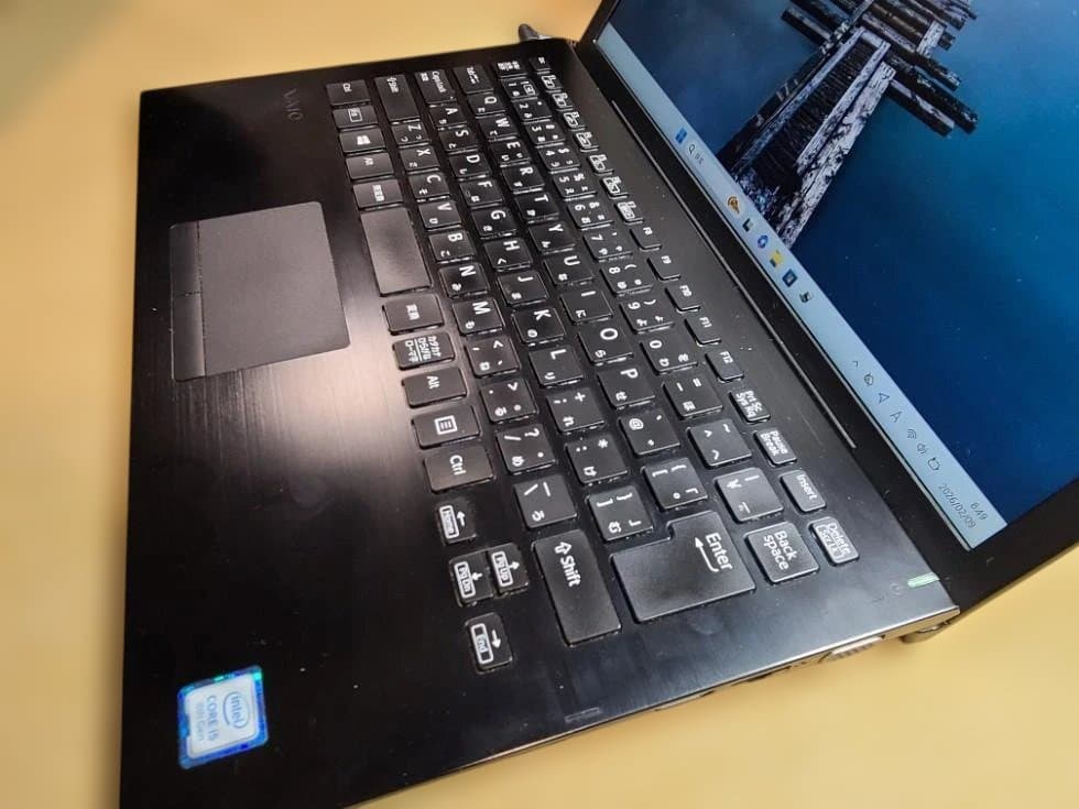 VAIO 13.3型 Core i5-8250U 8GB Win11 軽量