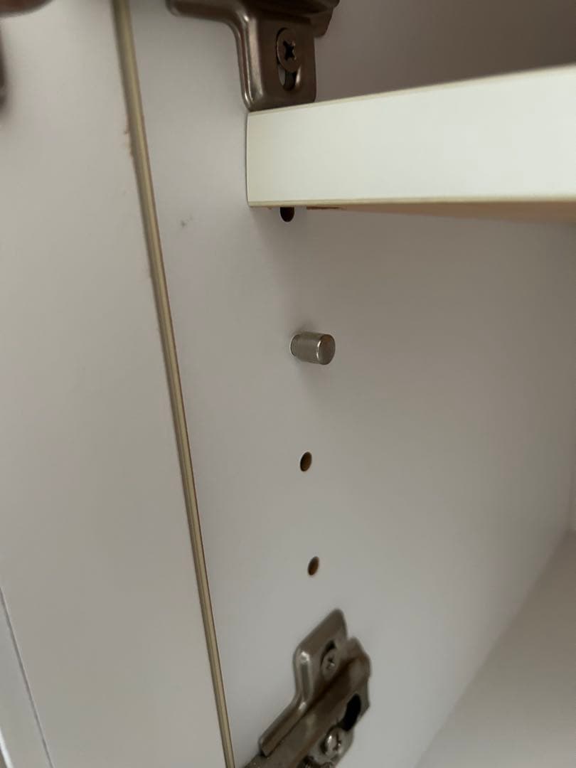 ホワイトキャビネット リビングボード サイドボード ガラス扉付き①