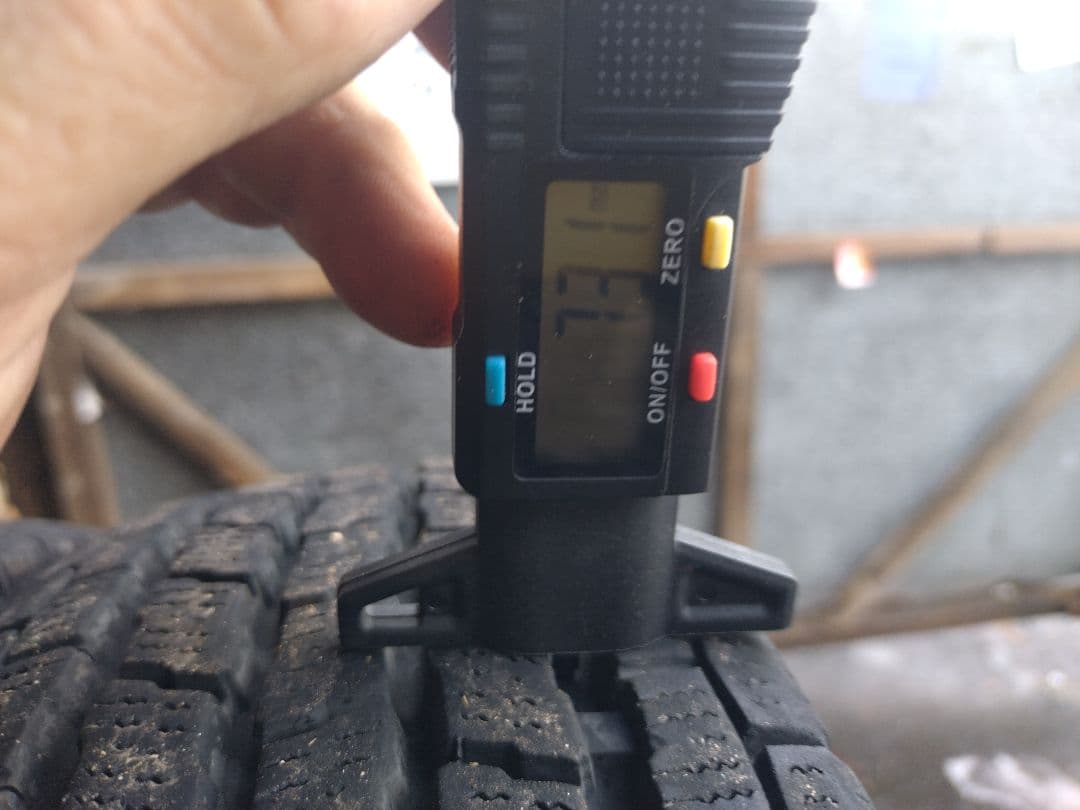 横浜アイスガードiG91　145/80R12 80/78N 中古バリ山4本