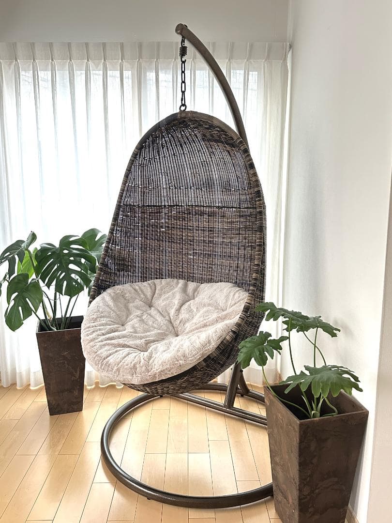 《直接引取》【超美品】ハンギングチェア ラタン調 自立式 ハンギングチェアー
