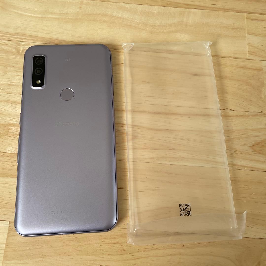 【美品】arrows We ドコモ F-51B (SIMフリー) パープル