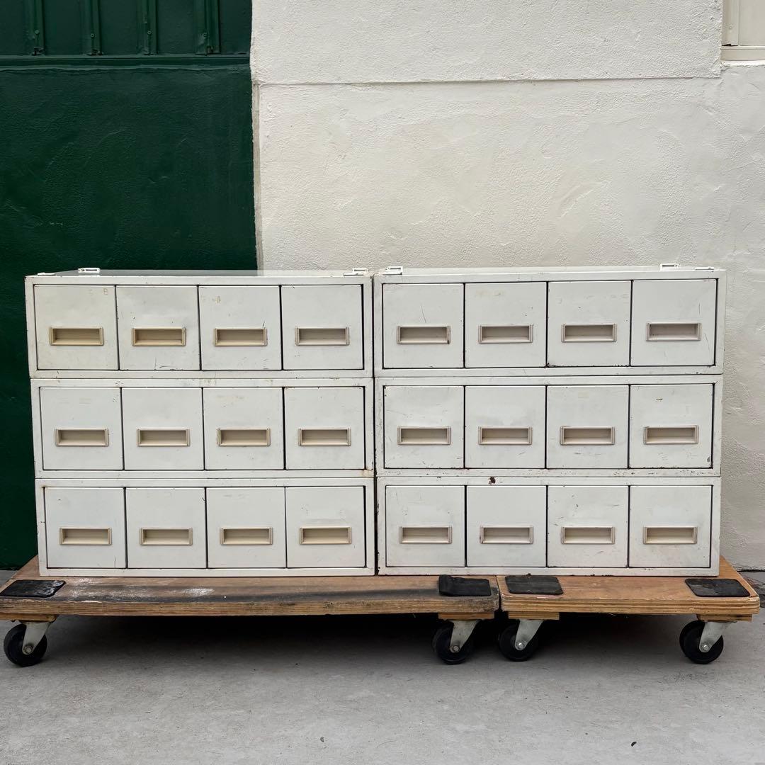 送料込￼ 80年代 ビンテージ　アイアン棚　インダストリアル キャビネット