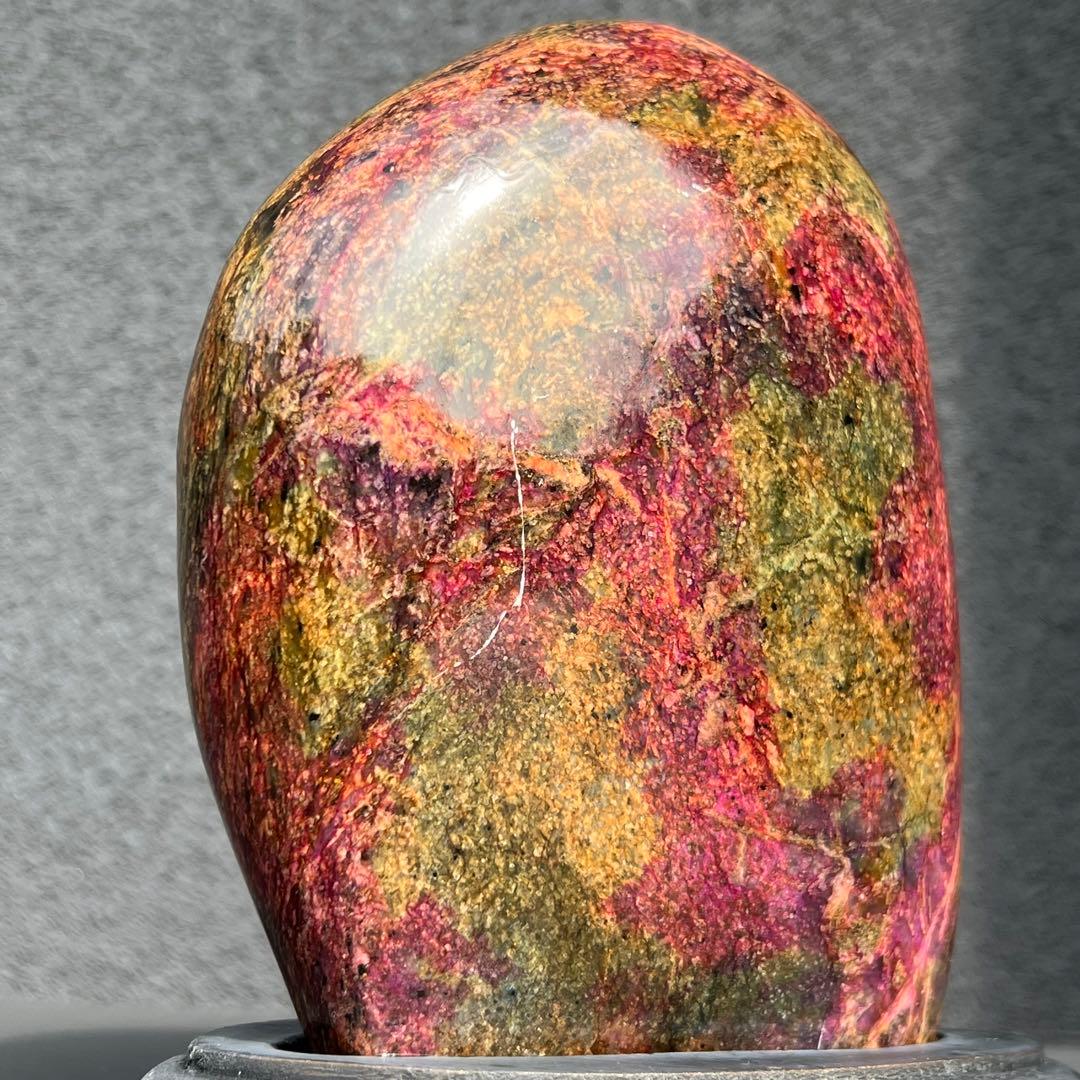 ✳️☆彩り鮮やか☆美しい発色☆七彩石 台湾七彩石 原石 色彩石