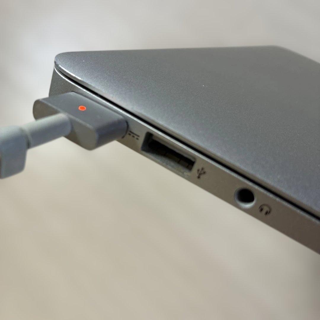 Appleの人気ノートPC MacBook Air 13インチ　2017年モデル