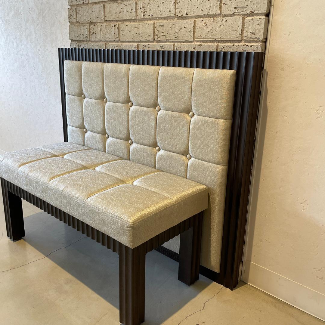 定価33万円　Fluting Wallboard