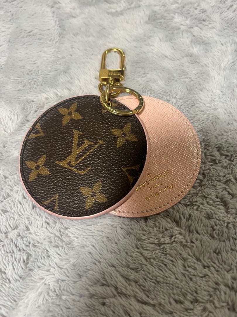ルイ・ヴィトン バッグチャーム　ミラーキーホルダー