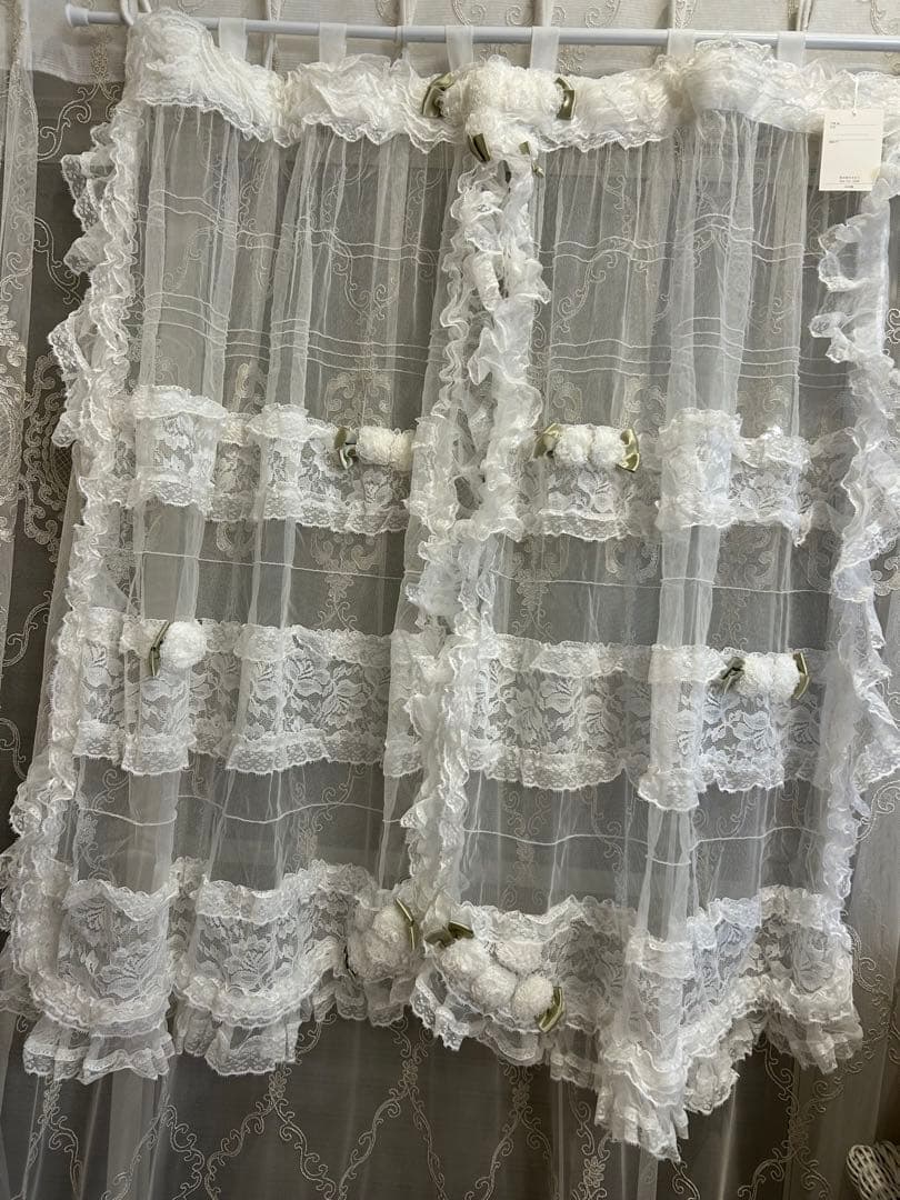 豪華❤️新品未使用ヒスクローネホワイト チュールカフェカーテン フリフリ90×90