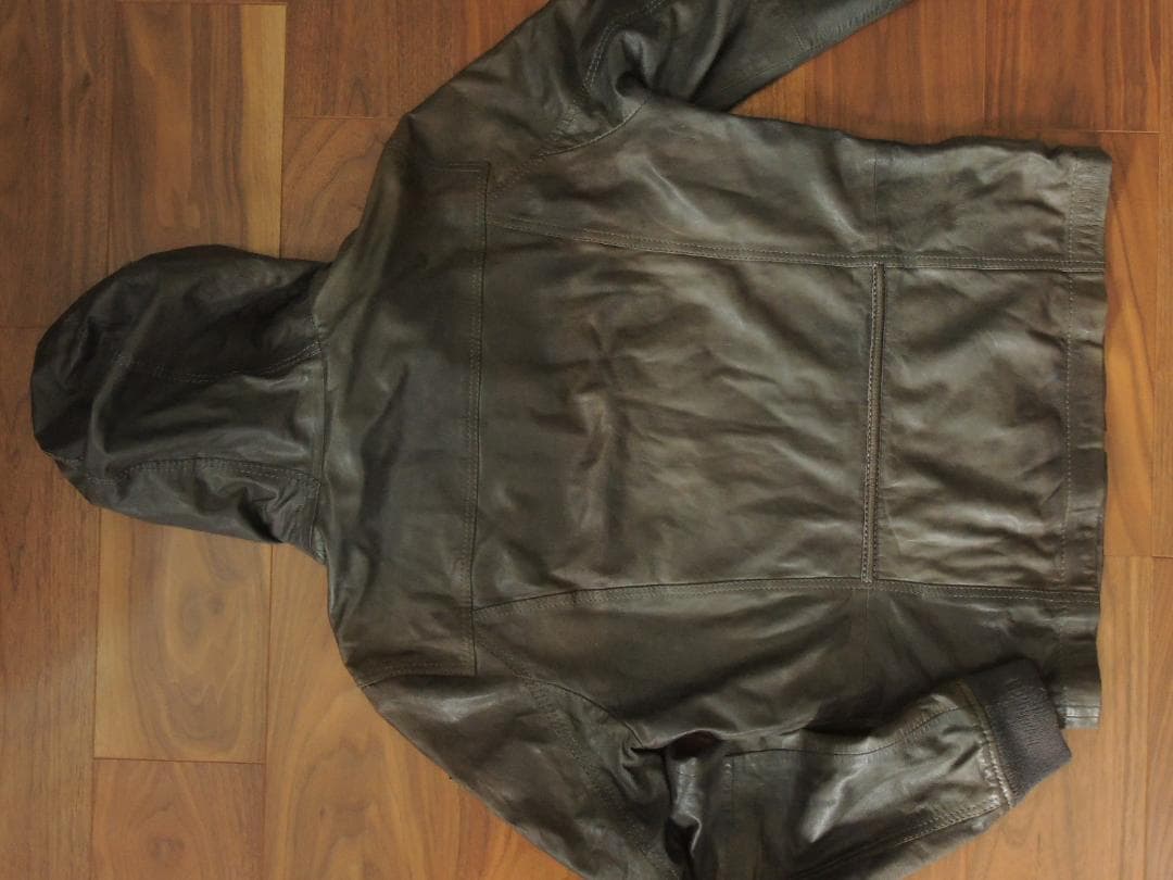 25万円　BOSS　ヒューゴボス　レザージャケット　48　極薄シープ　春夏にも