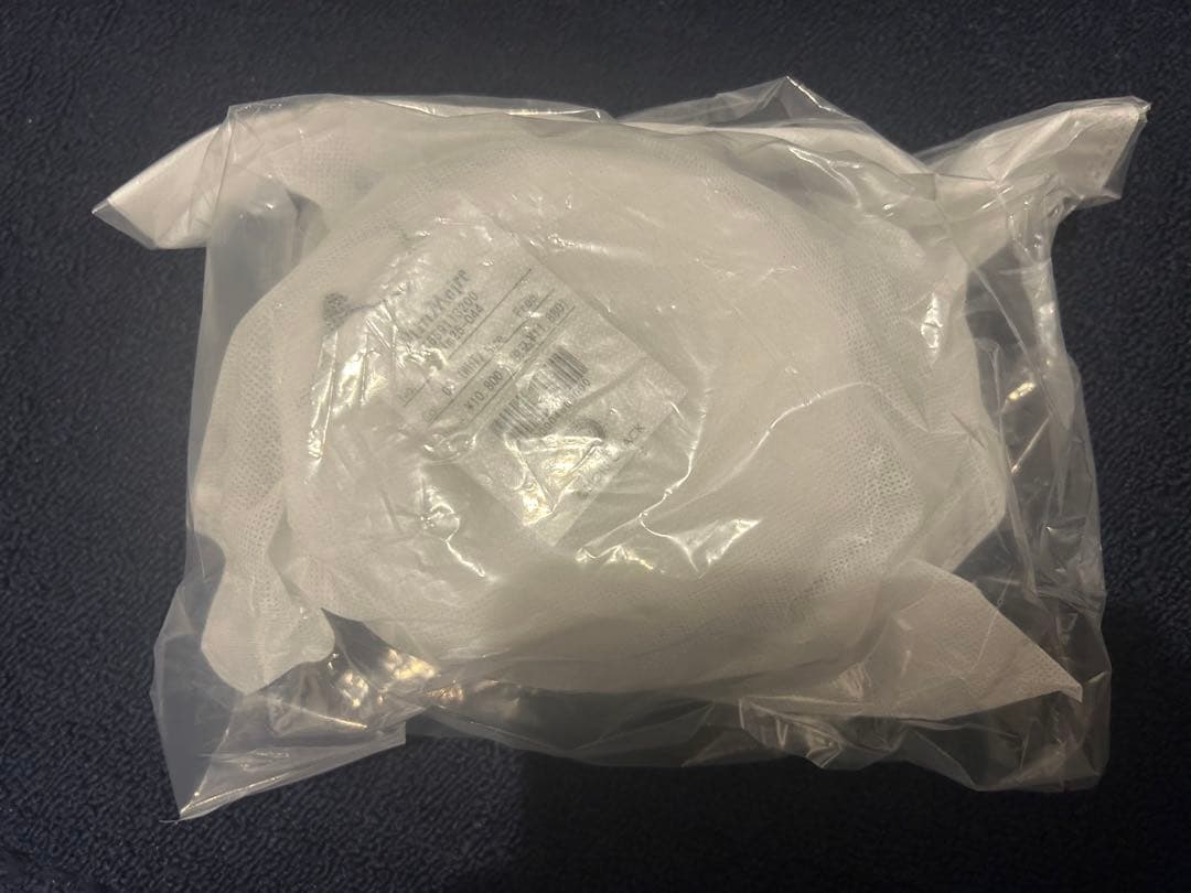 DimMoire ディムモアール グルーミーおでかけポーチ White