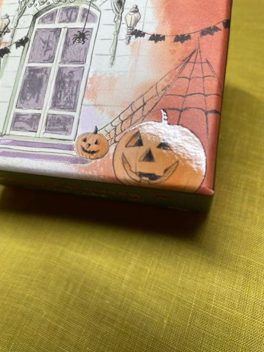 ラデュレ　マカロン空箱2個　ハロウィン限定パッケージ