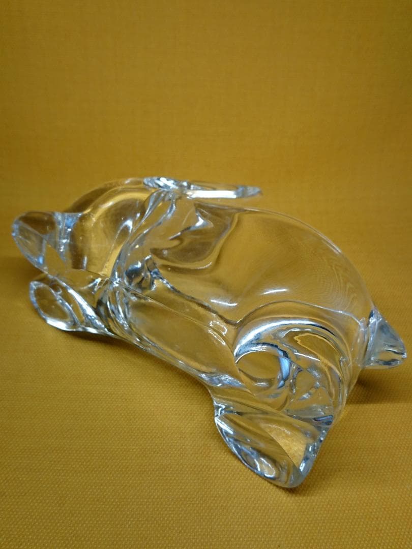 【美品】小物入れ　クリスタルガラス　兎　置物　インテリア　工芸品　A1555