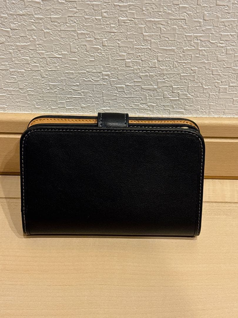 【人気商品】COACH コーチ タビーミディアムウォレット　黒色